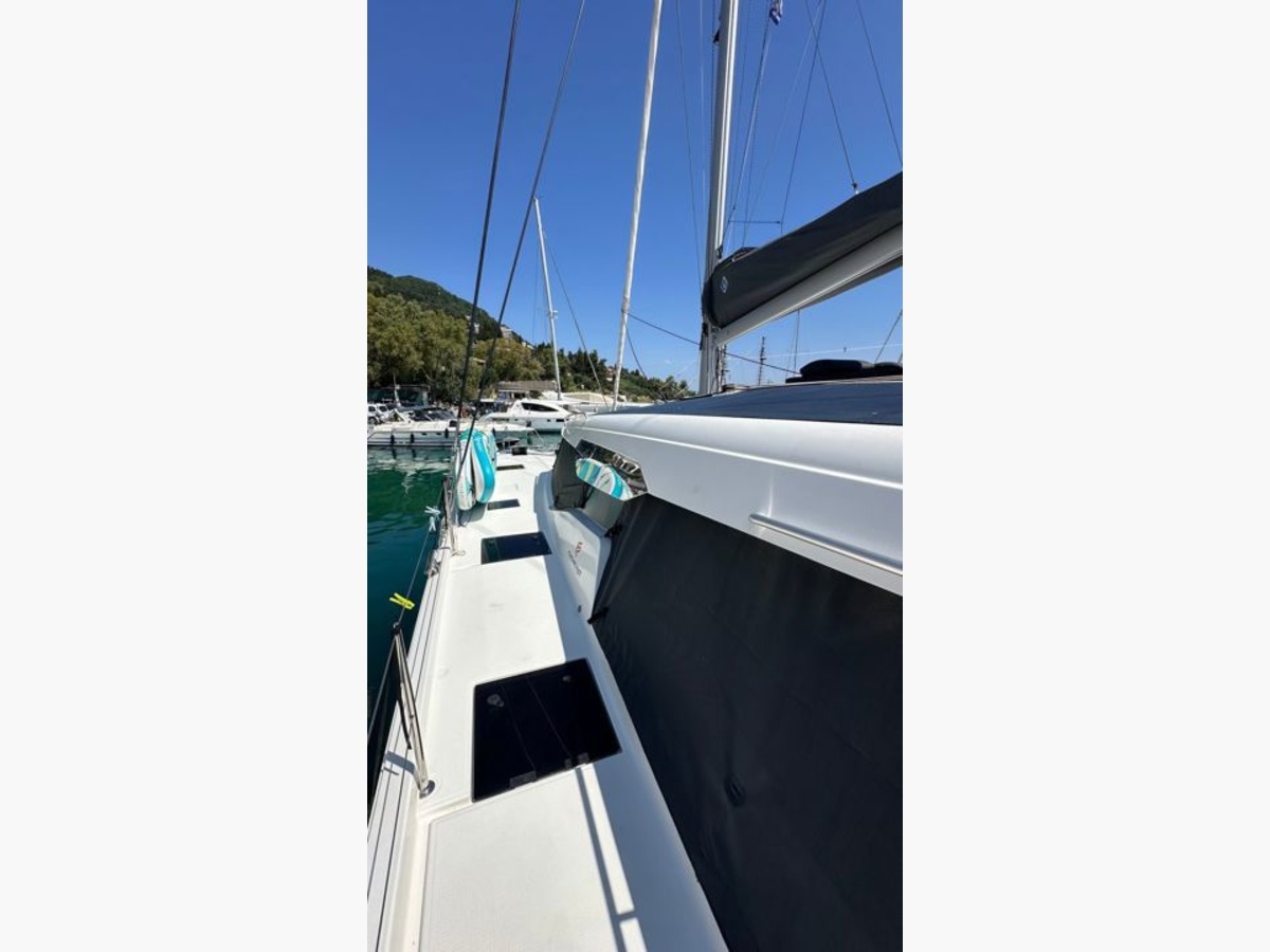 AURA 51