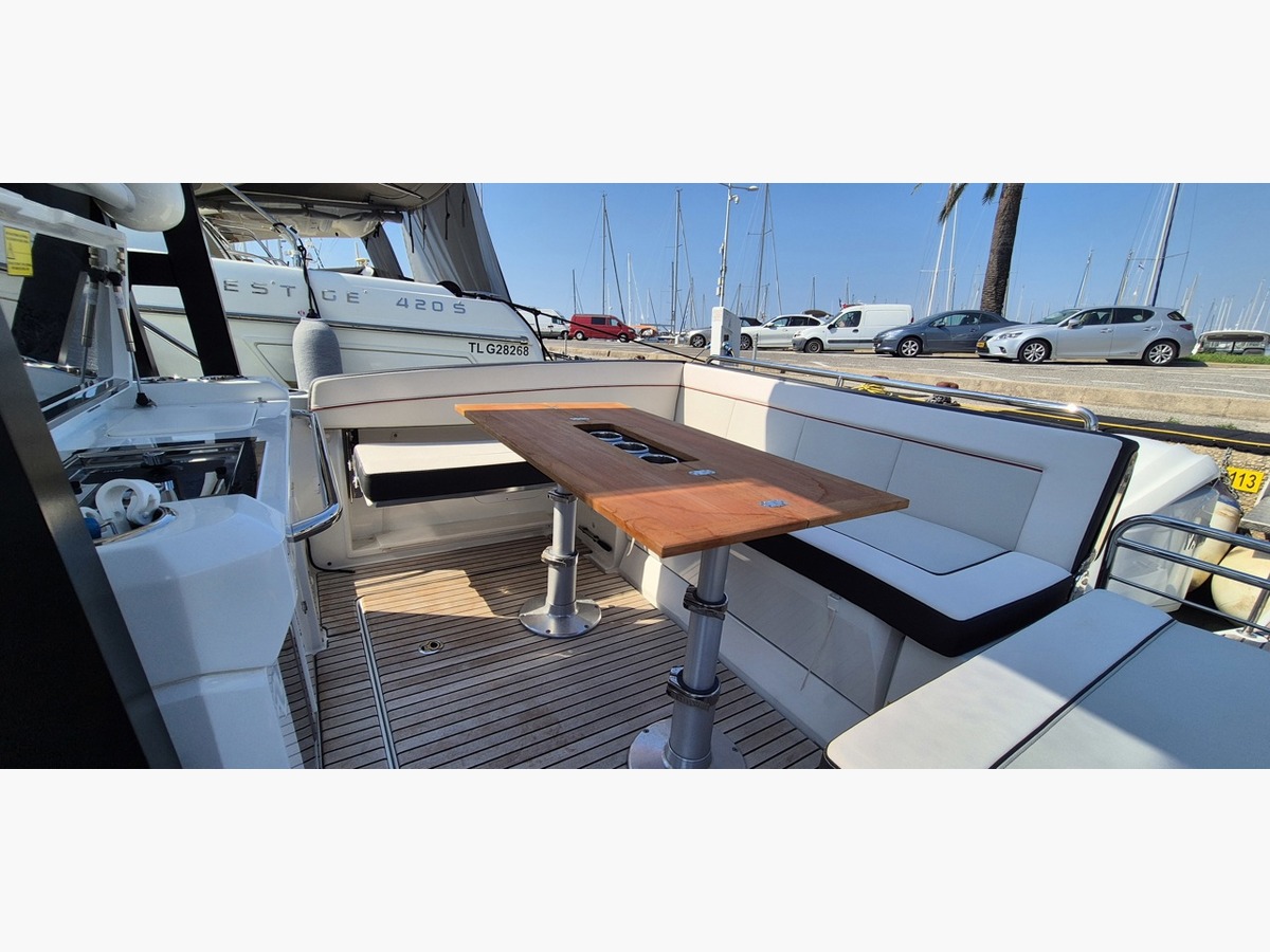 CAP CAMARAT 9.0 WA SERIE 2