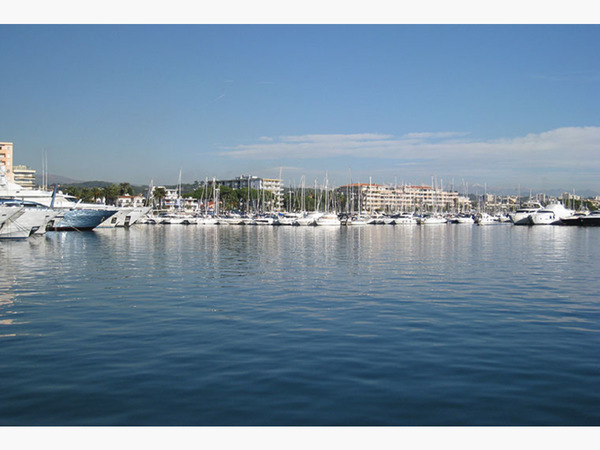 PORT GOLFE JUAN CAMILLE RAYON