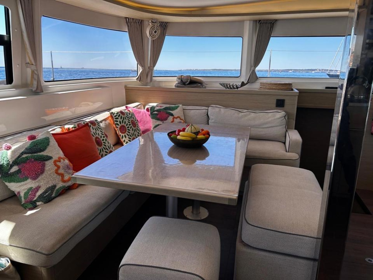 LAGOON 46