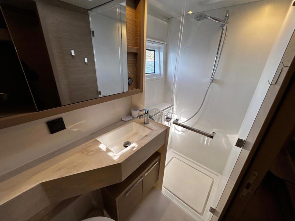 LAGOON 46