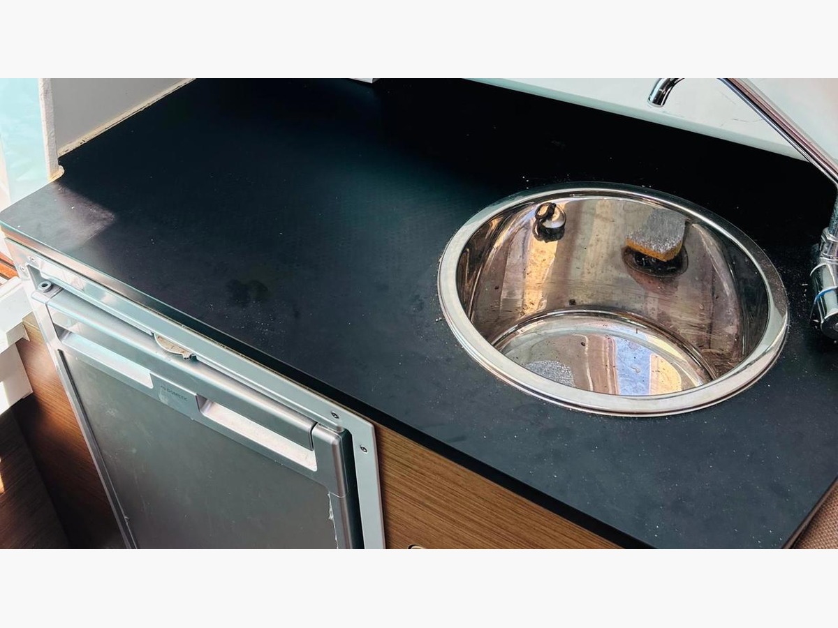 CAP CAMARAT 7.5 WA SERIE 2