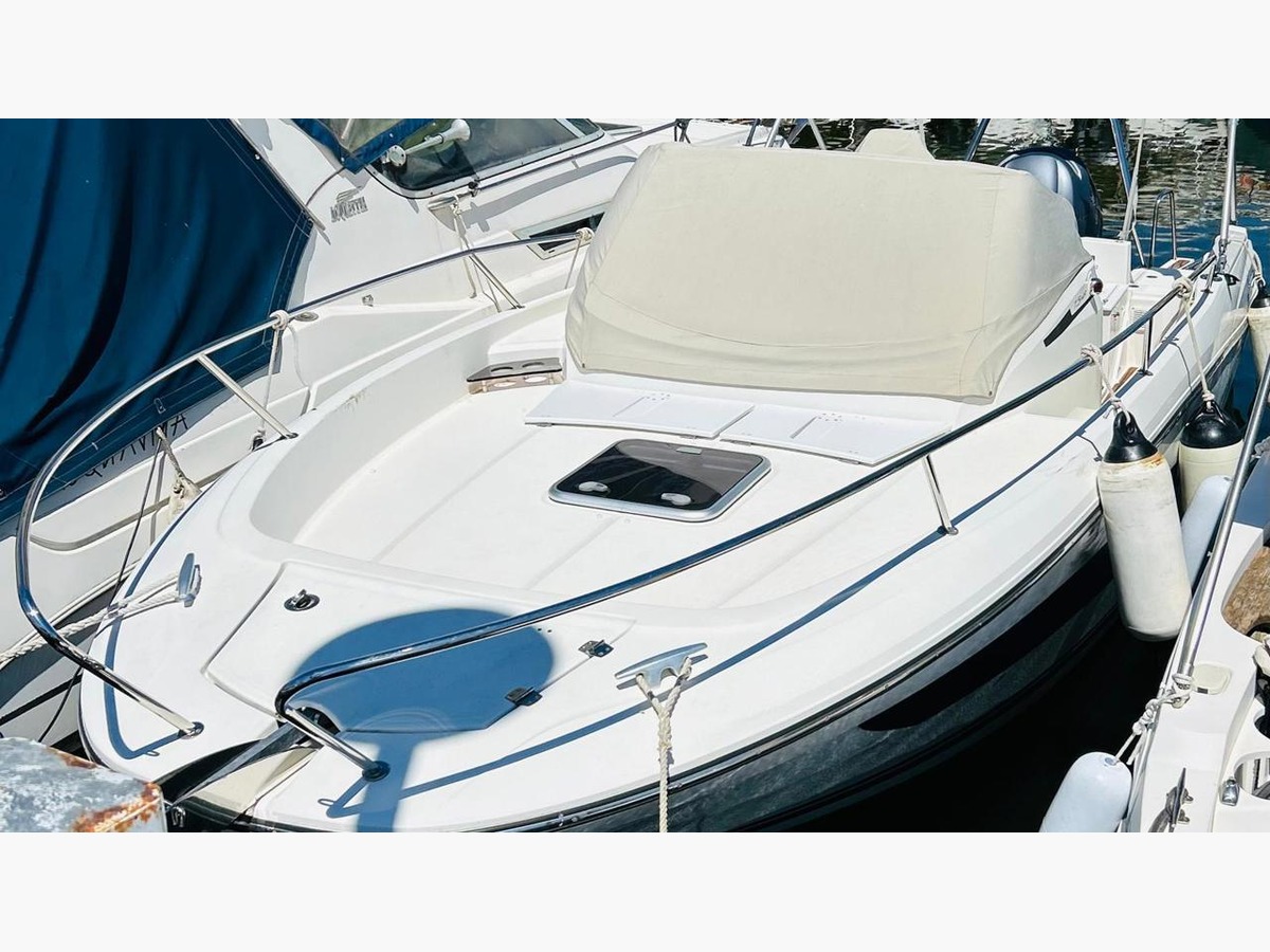 CAP CAMARAT 7.5 WA SERIE 2