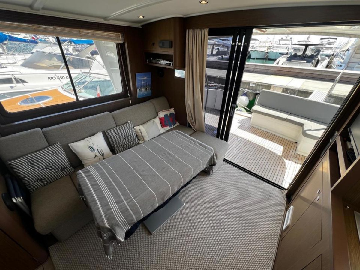 SWIFT TRAWLER 44