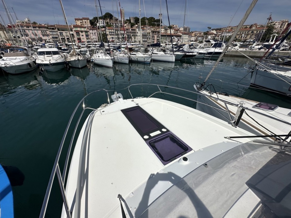 FLYER SUNDECK 8.8 