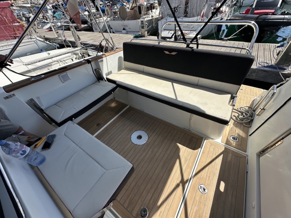 FLYER SUNDECK 8.8 