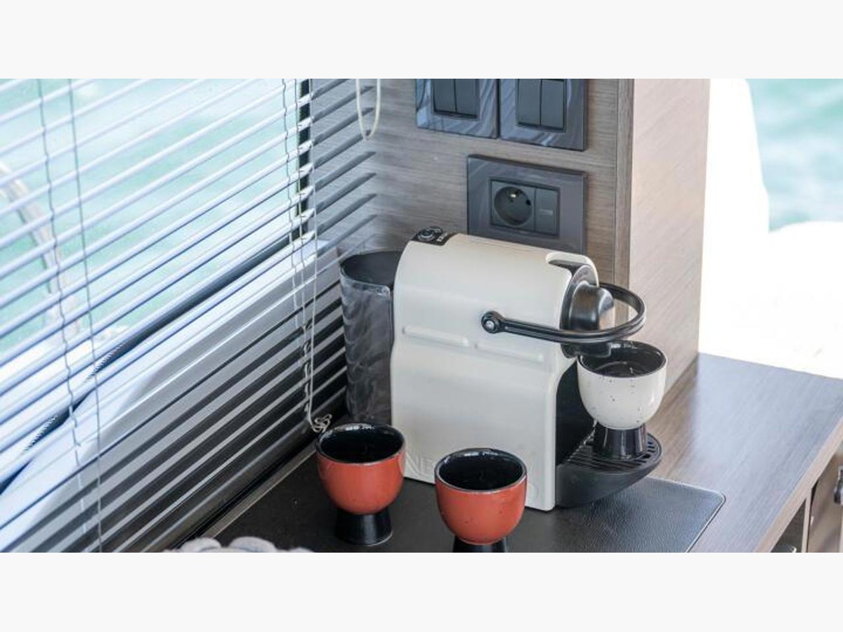 MERRY FISHER 1295 COUPE