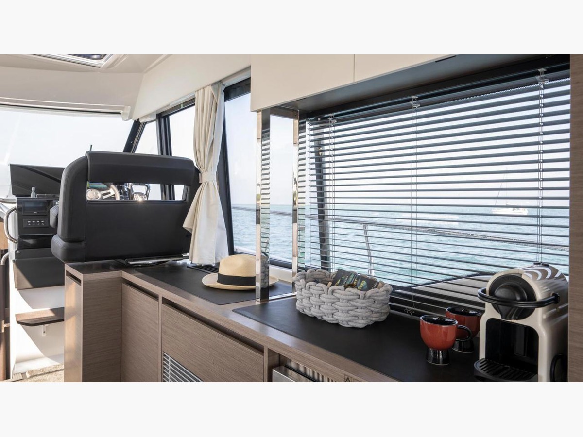 MERRY FISHER 1295 COUPE