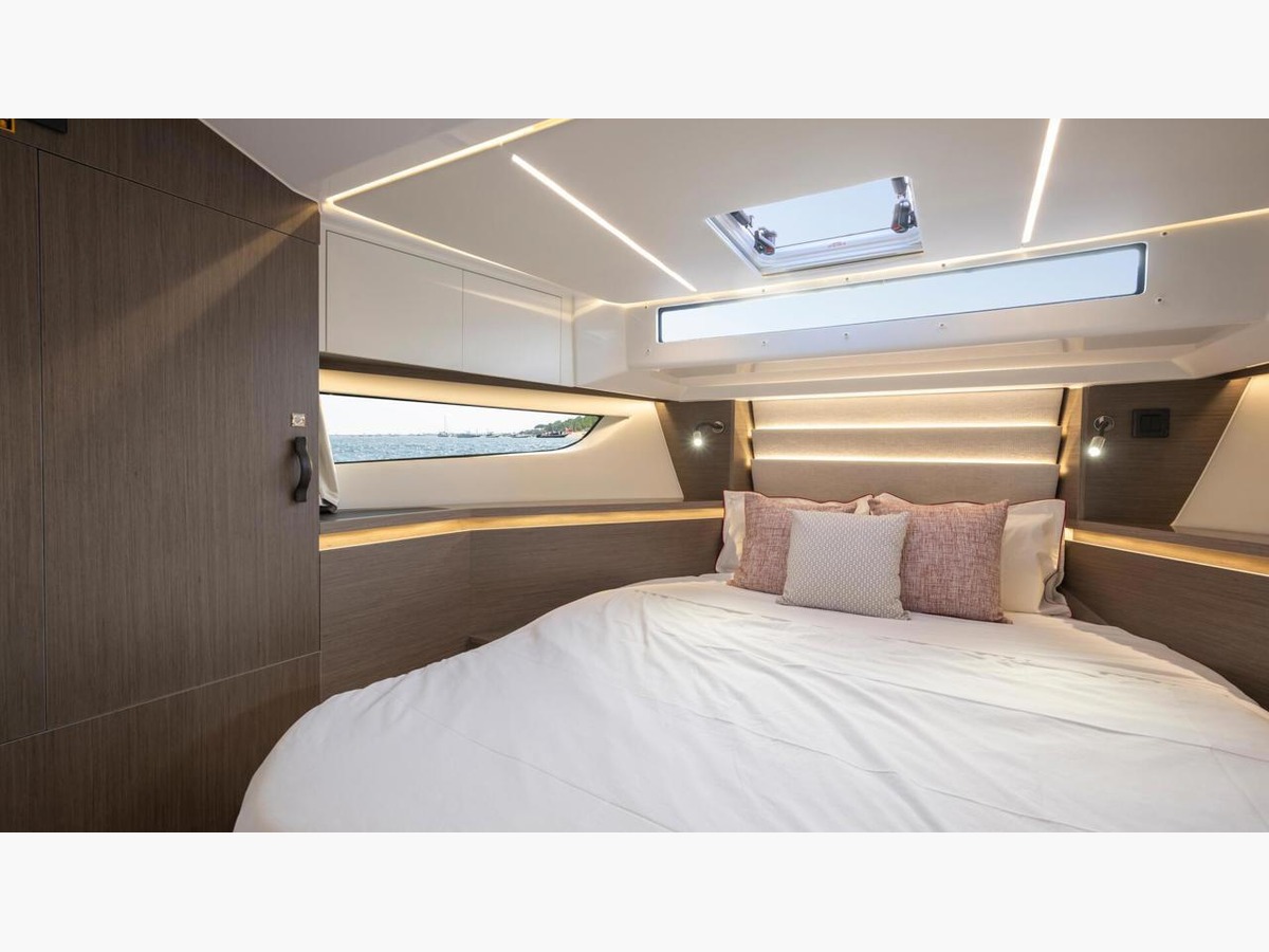 MERRY FISHER 1295 COUPE