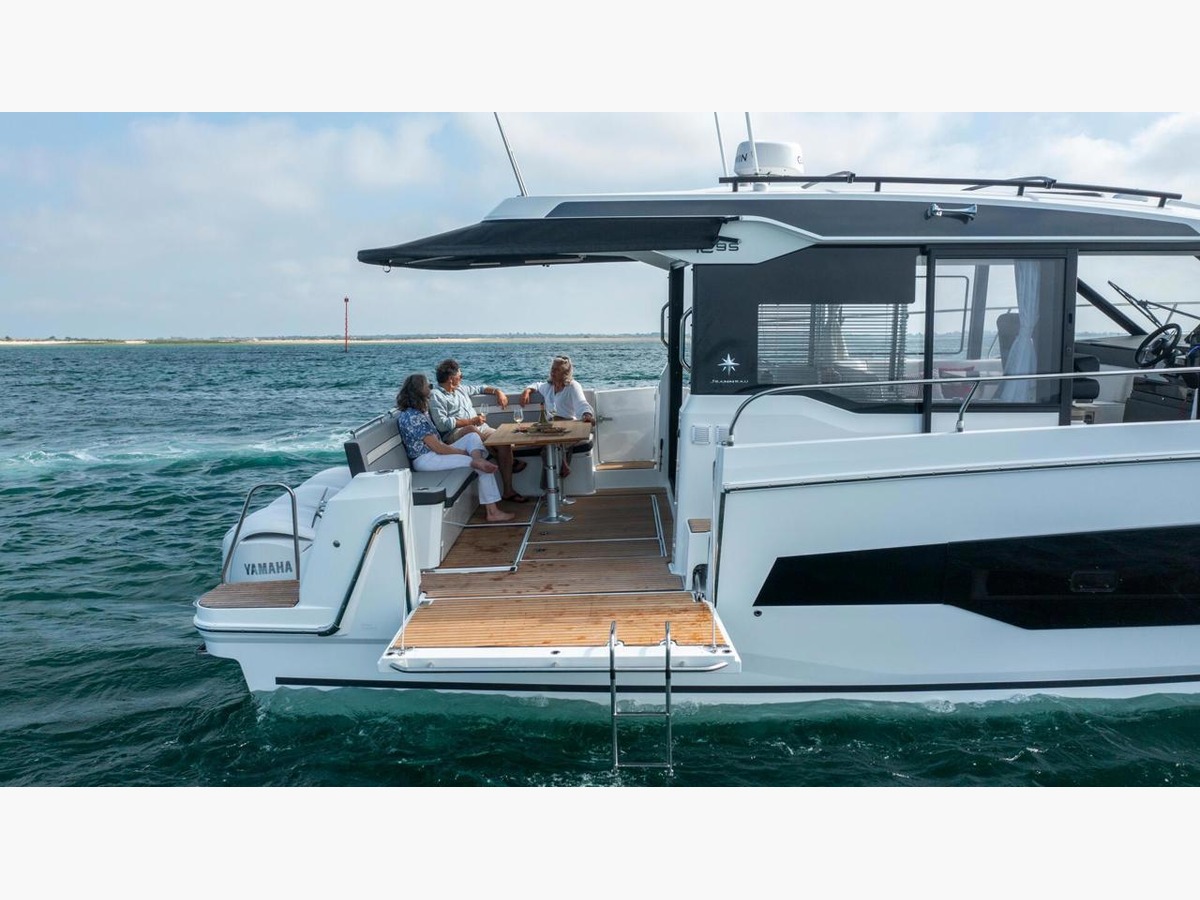 MERRY FISHER 1295 COUPE