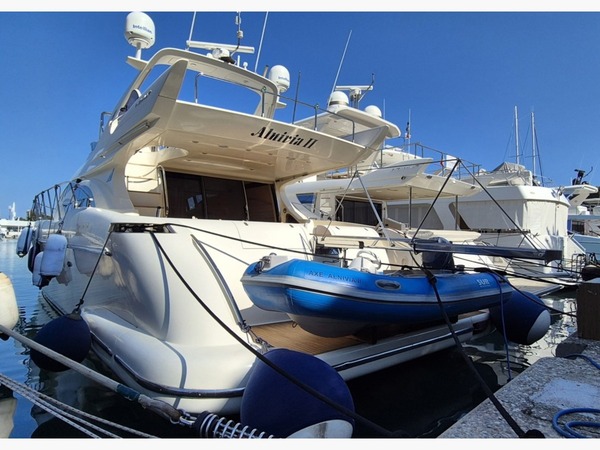 AZIMUT 62 FLY