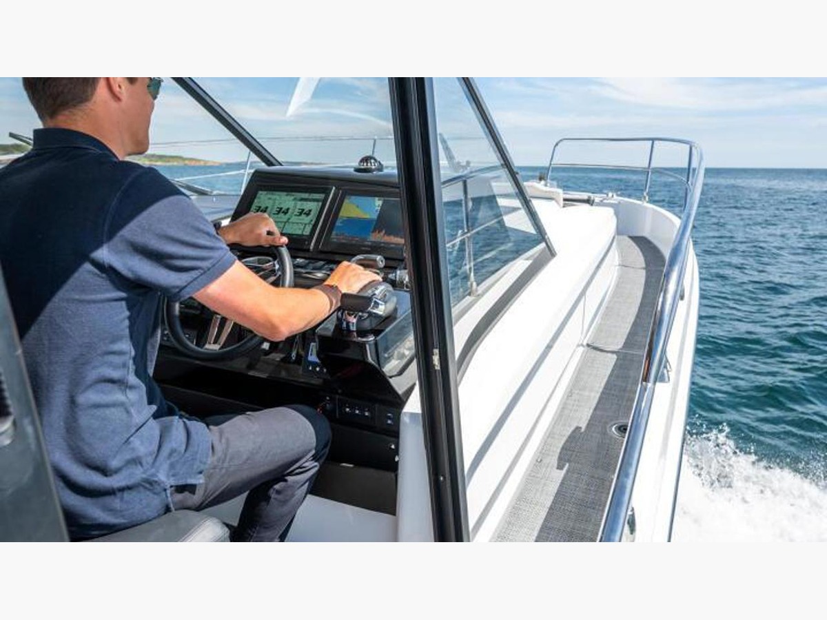 MERRY FISHER 1295 FLY