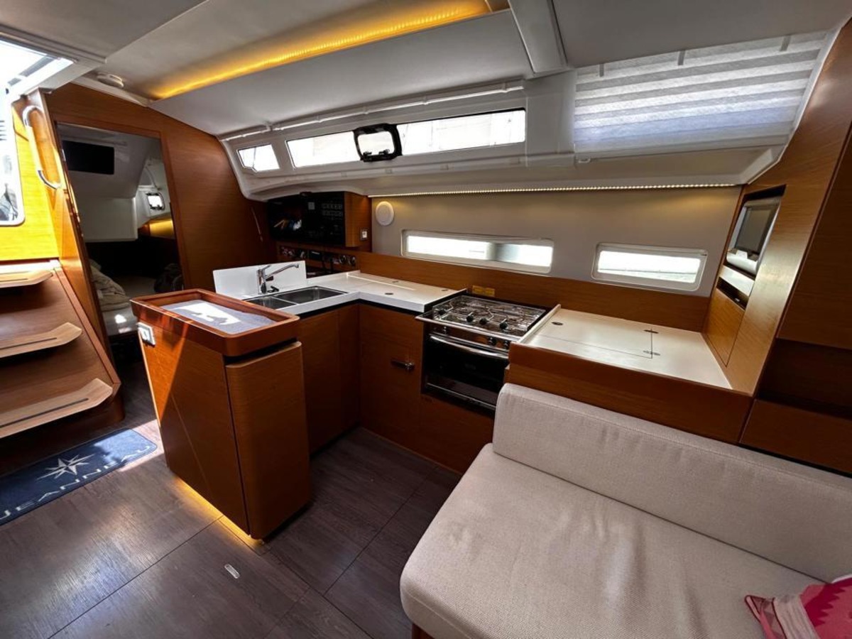 SUN ODYSSEY 410