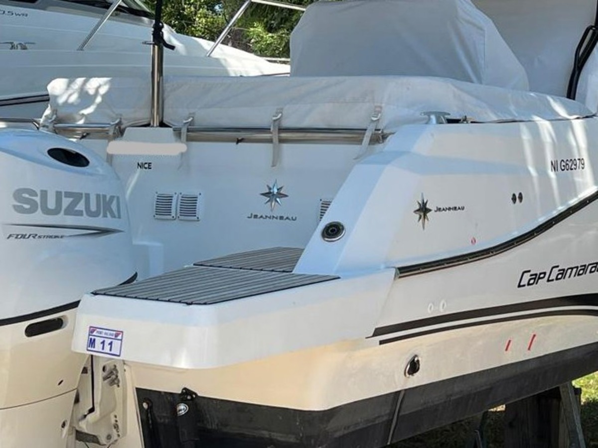 CAP CAMARAT 9. 0 CC